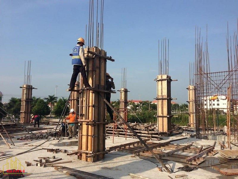 Đóng cốp pha dầm sàn