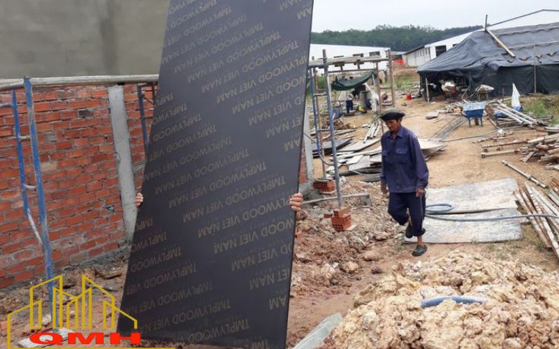 Tháo dỡ coppha sàn