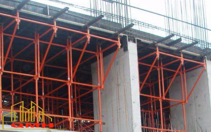 Giàn giáo nêm sơn dầu chi phí thấp