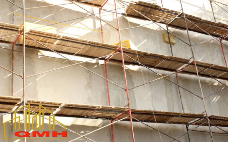 Mâm giàn giáo gỗ kém an toàn