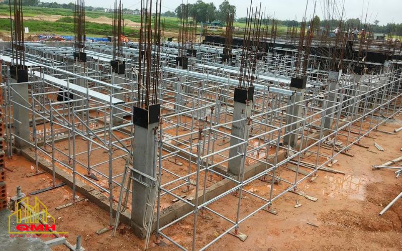Lắp đặt giàn giáo nêm