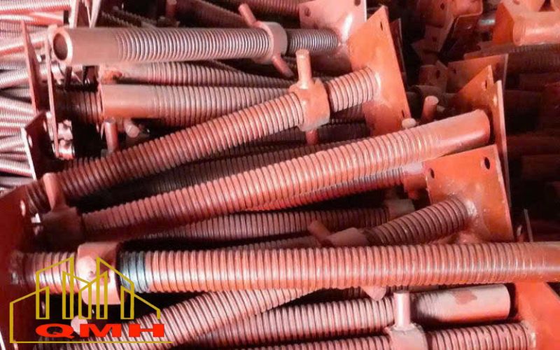 Chân kích bằng d34