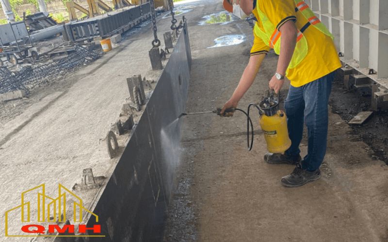 Bóc tách ván phủ phim đúng cách