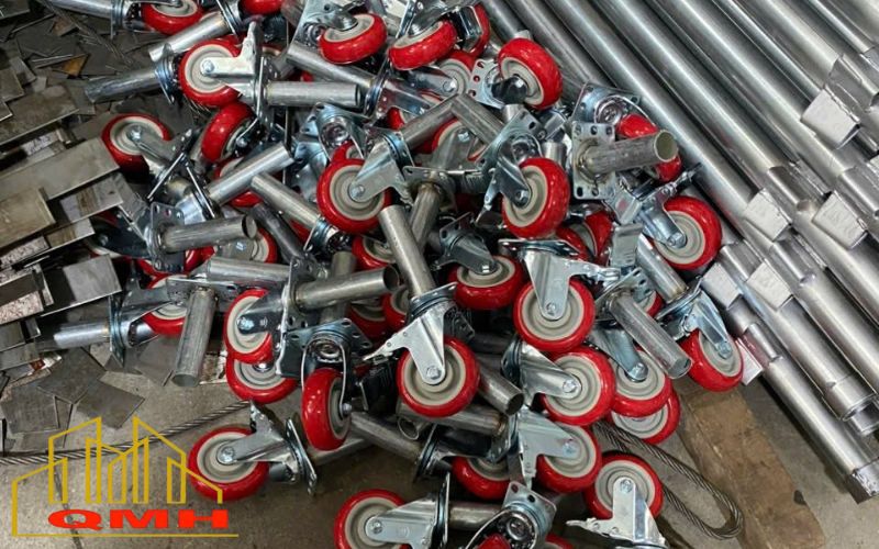 Lắp đặt bánh xe giàn giáo