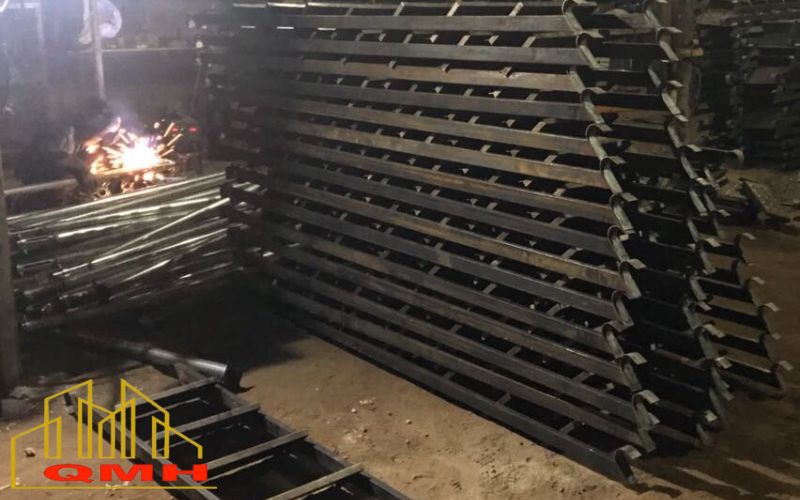 Thang giàn giáo thanh lý