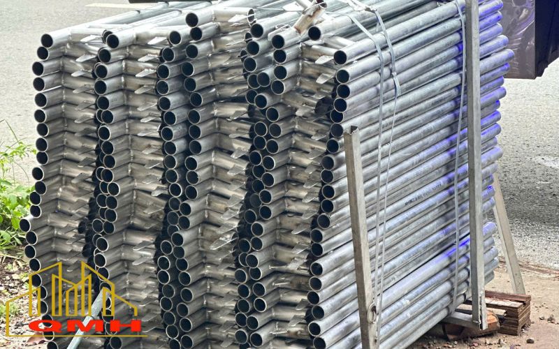 Phụ kiện giáo nêm