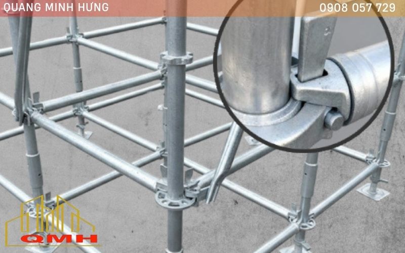 Đĩa ringlock được hàn cố định trên cây chống đứng