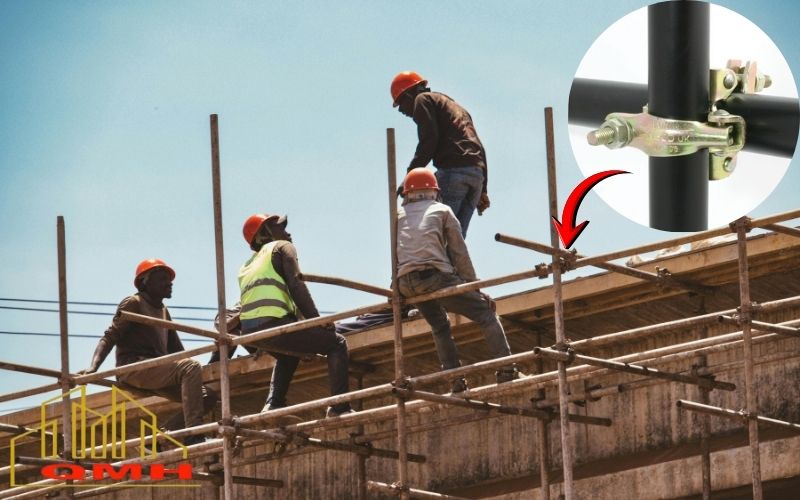 Giàn giáo ống thép được liên kết bằng cùm khoá