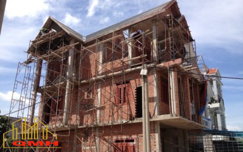 Chọn phụ kiện giáo khung chuẩn để đảm bảo an toàn