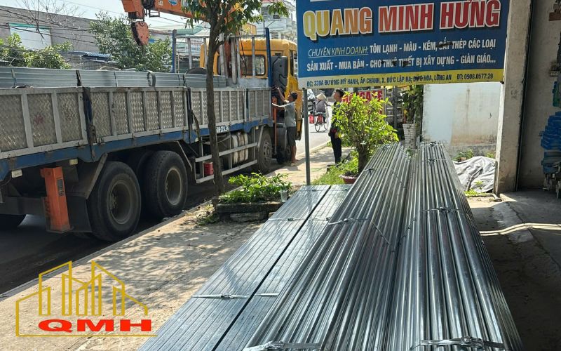 Xà gồ thép hộp Quang Minh Hưng