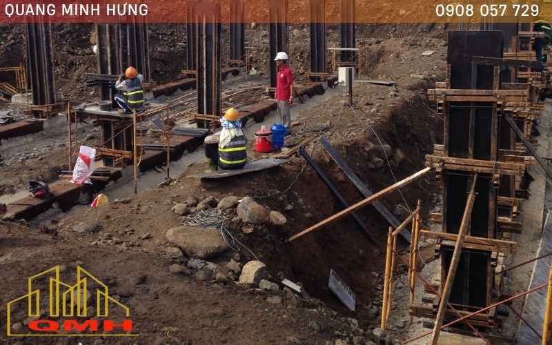 Sử dụng coppha cột trong xây dựng