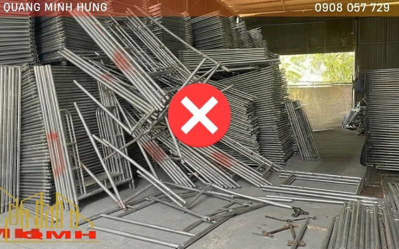 Xếp chồng giàn giáo khung sai cách