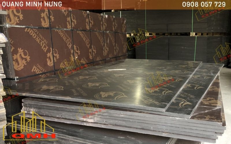 Ván ép phủ phim đạt chuẩn