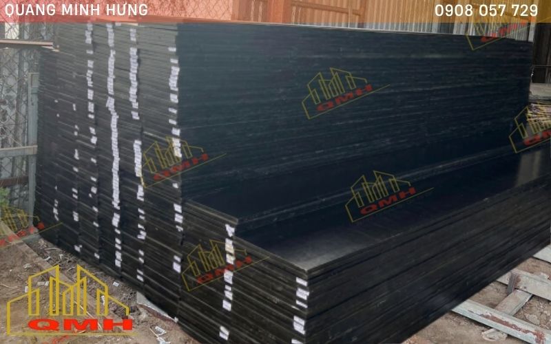 Bảo quản ván coppha ở nơi thoáng mát